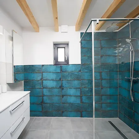 Marine House-nowoczesna Stodola Nad Morzem,duzy Ogrod,prywatny Hot Tub קולז'בו