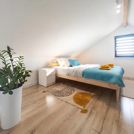 度假居 Marine House-nowoczesna Stodola Nad Morzem,duzy Ogrod,prywatny Hot Tub Kołczewo